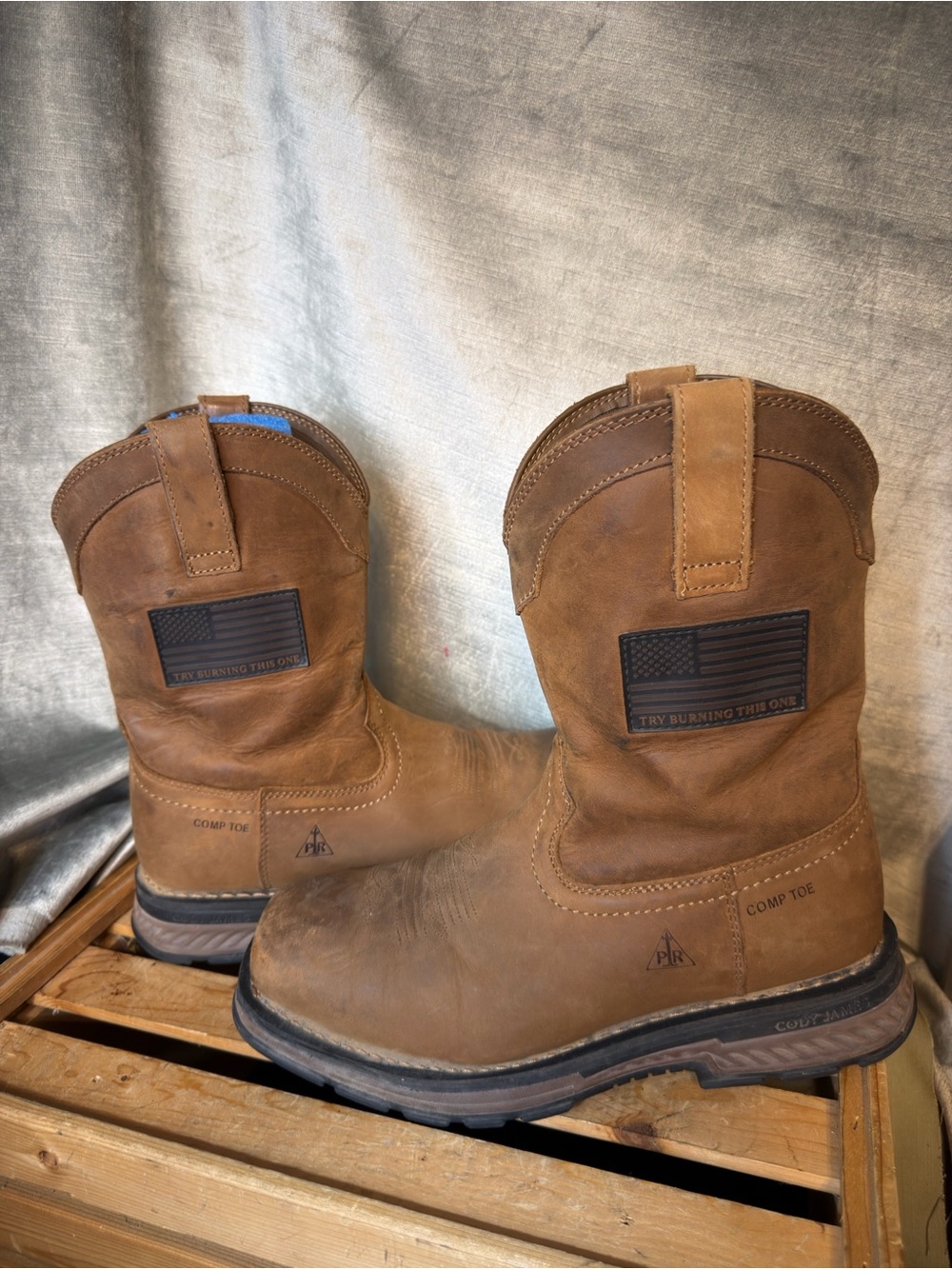 Cody James 10" Disruptor Men's Comp Toe Waterproof Work Boots. Size 15EE.